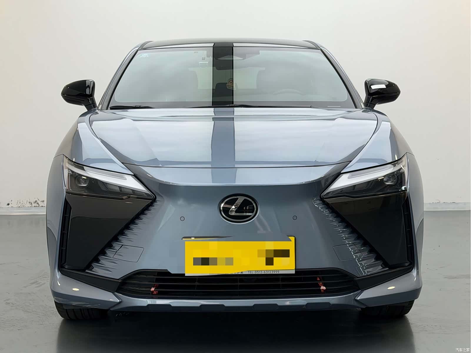 Lexus RZ, 2023 2