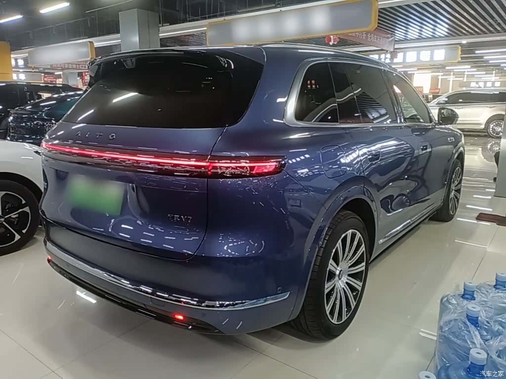 AITO M7, 2025 все фото