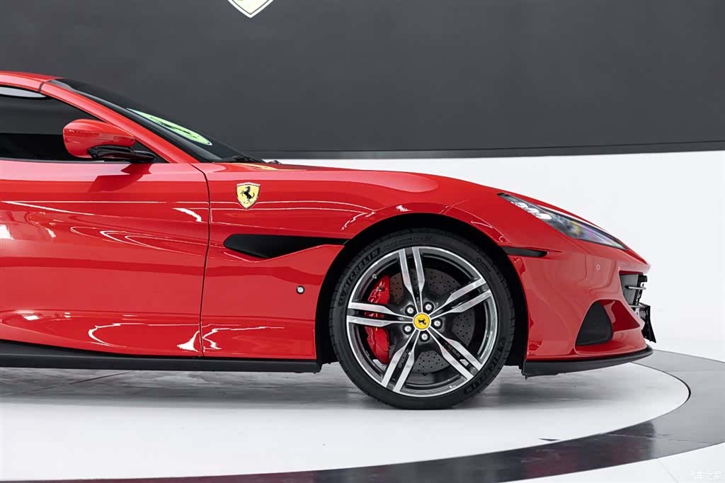 Ferrari Portofino, 2023 18