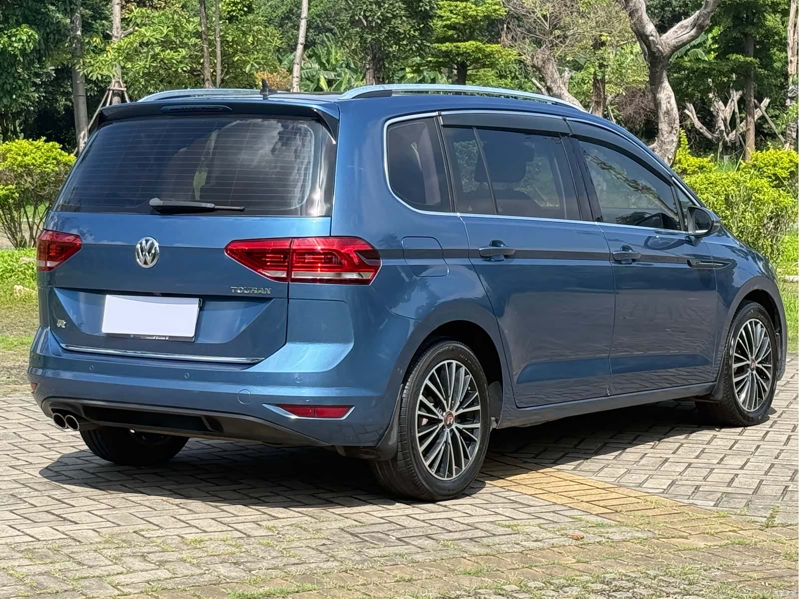 Volkswagen L, 2018 10