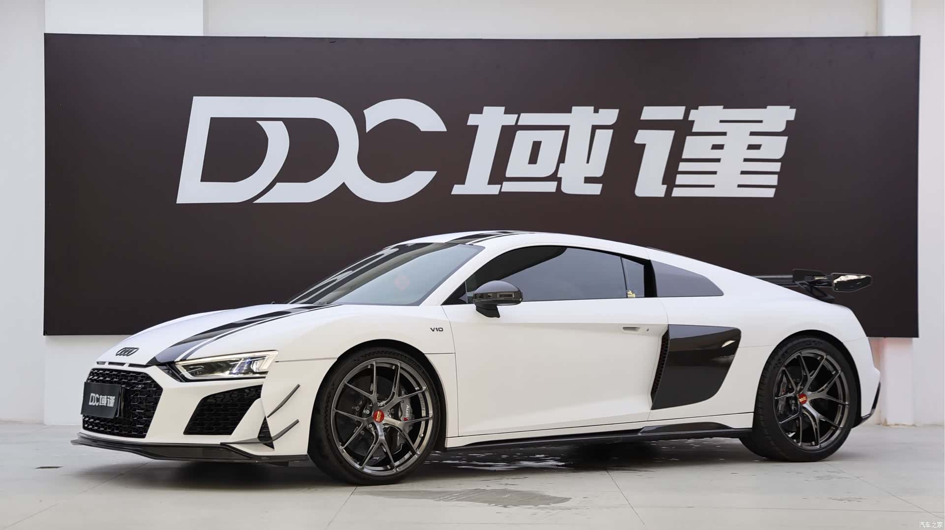 Audi R8, 2018 1