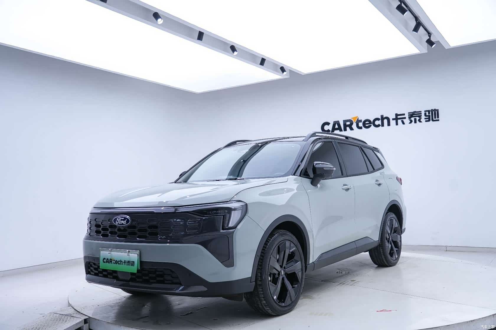 Ford Equator Sport, 2024 10