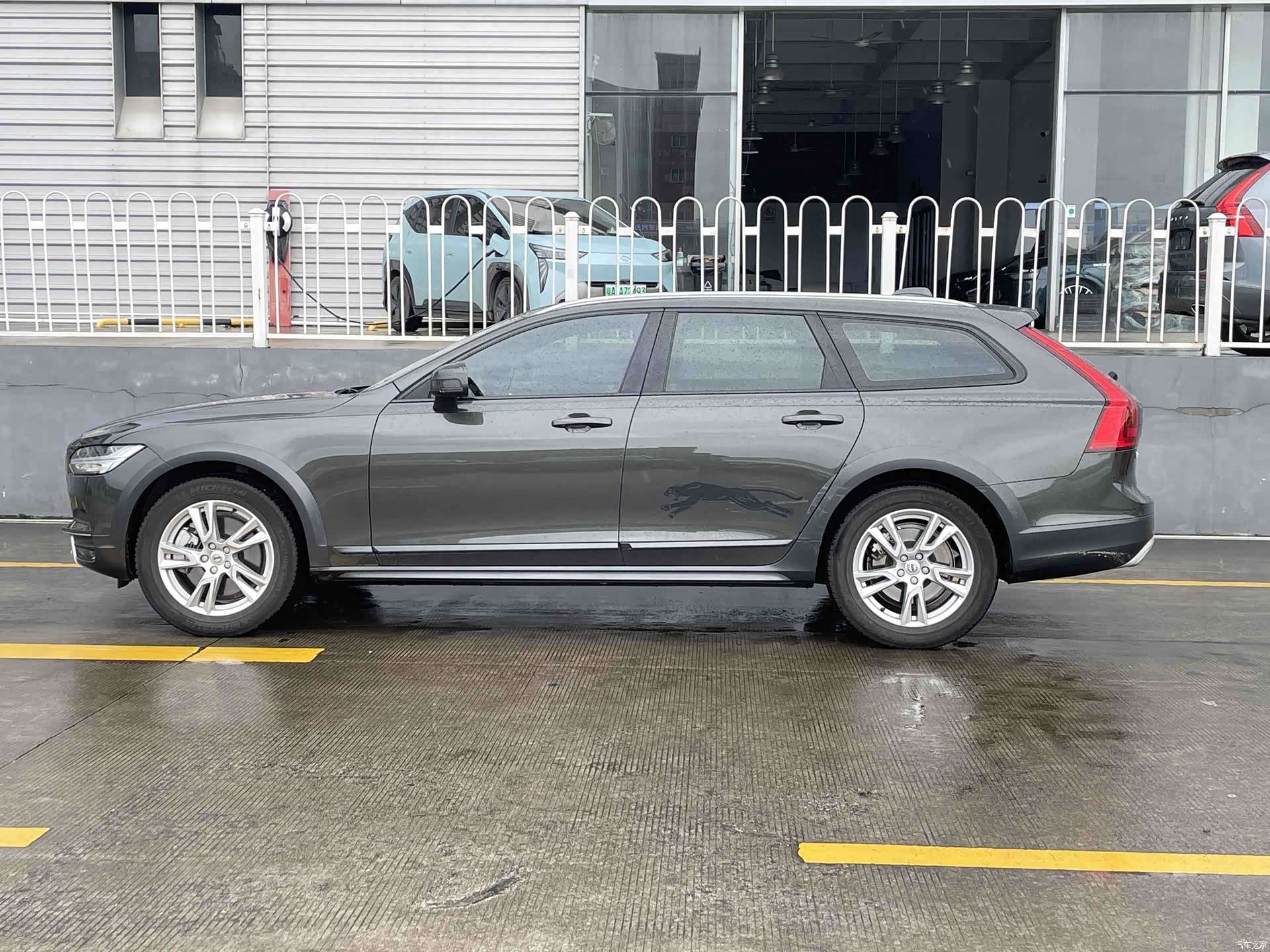 Volvo V90, 2019 4