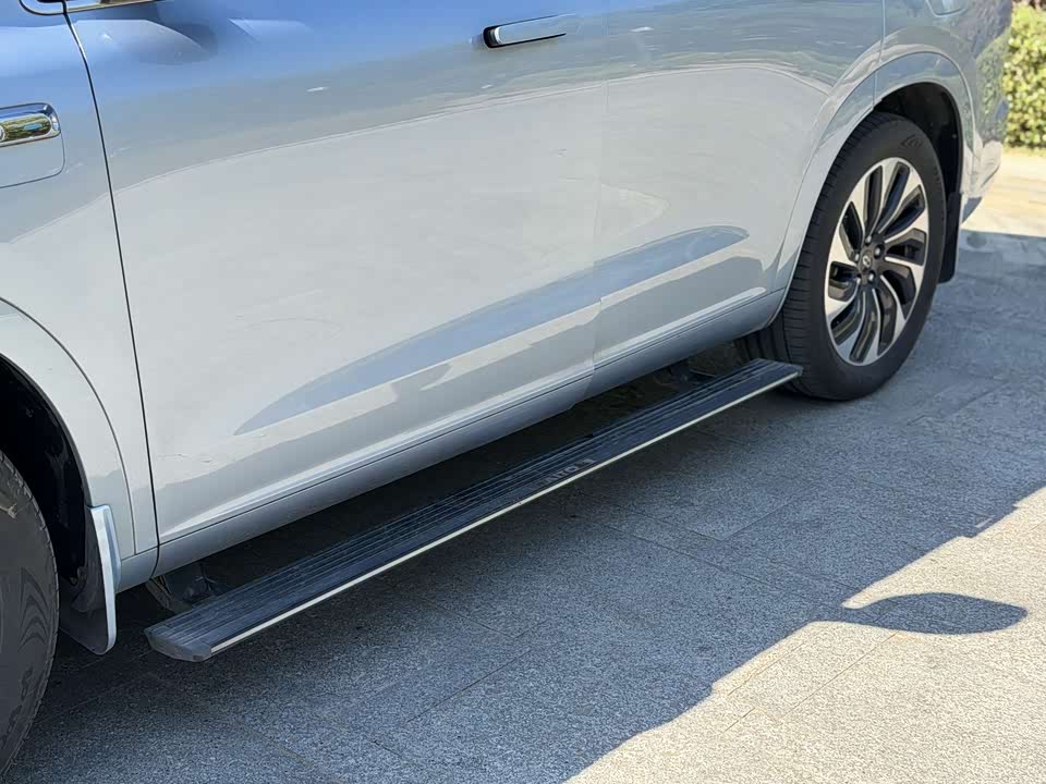 AITO Ask the world M7