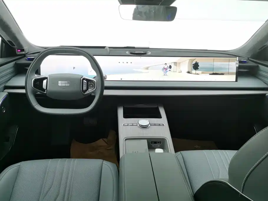 Geely Galaxy Galaxy E8