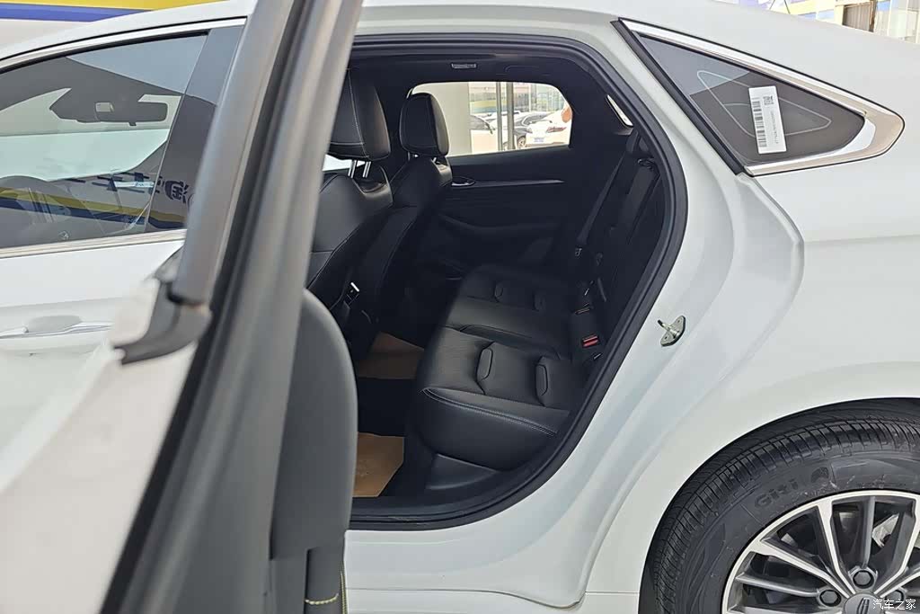 Geely Preface, 2024 11