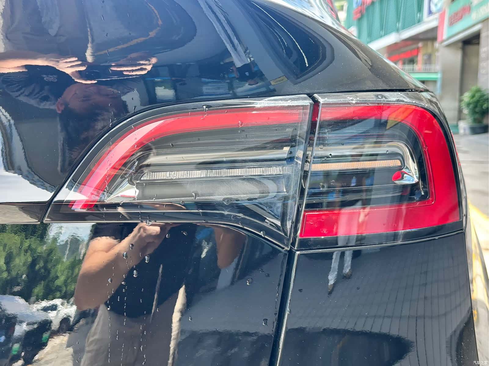 Tesla Model Y, 2024 19
