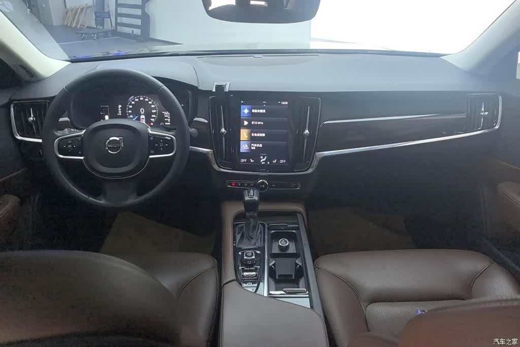 Volvo S90, 2017 12