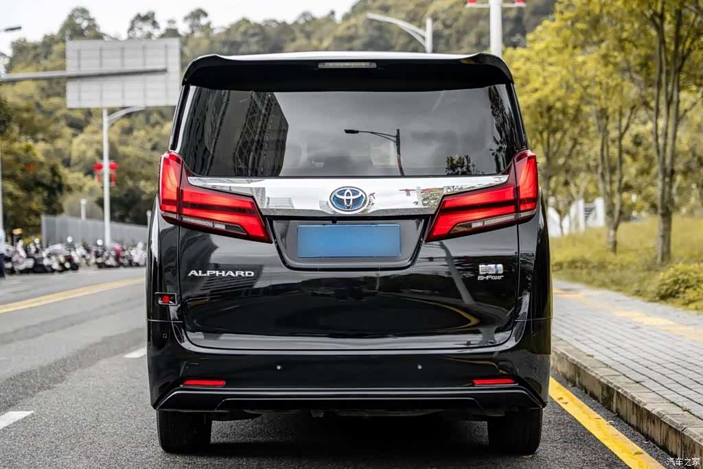 Toyota Alphard, 2019 13