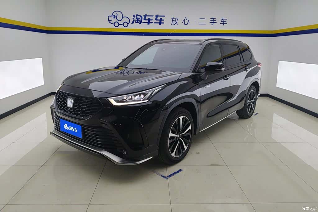 Toyota Crown, 2023 1