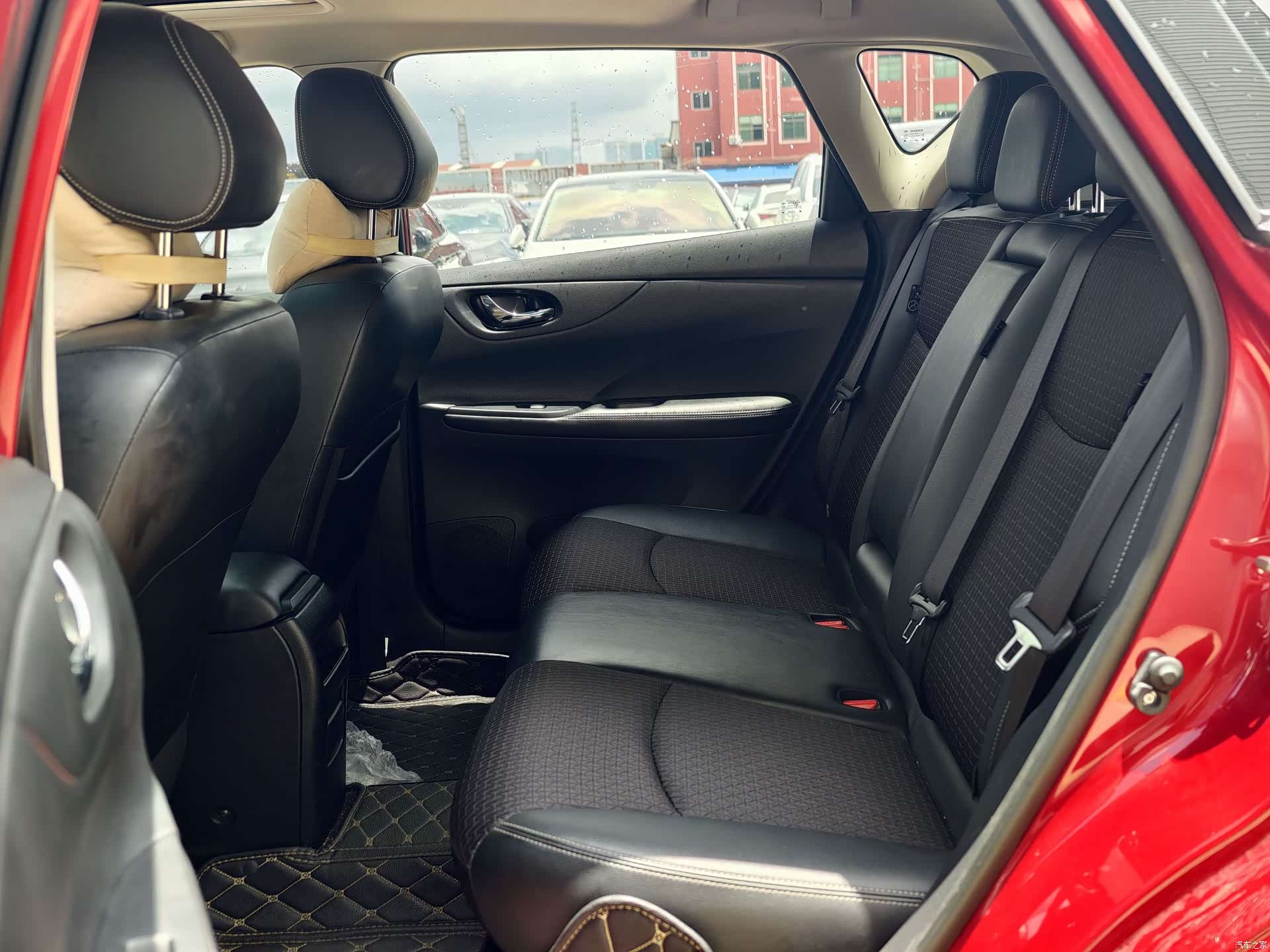 Nissan Tiida, 2020 12