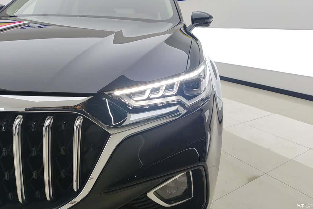 Hongqi HS5, 2022 все фото