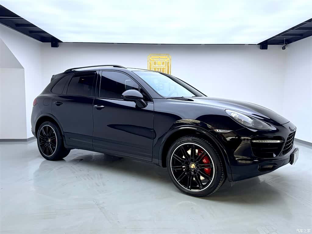 Porsche Cayenne, 2013 3