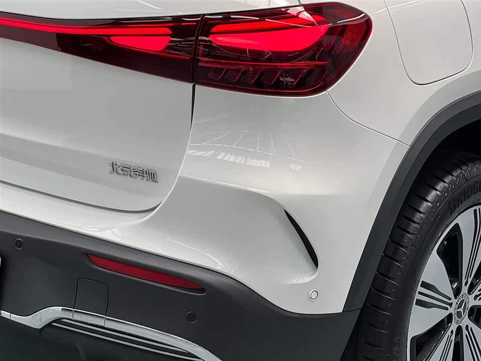 Mercedes-Benz EQA Mercedes-Benz EQA