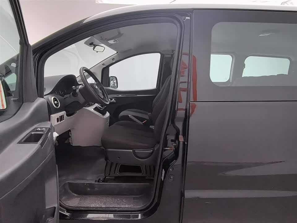 JAC Refine Ruifeng M3