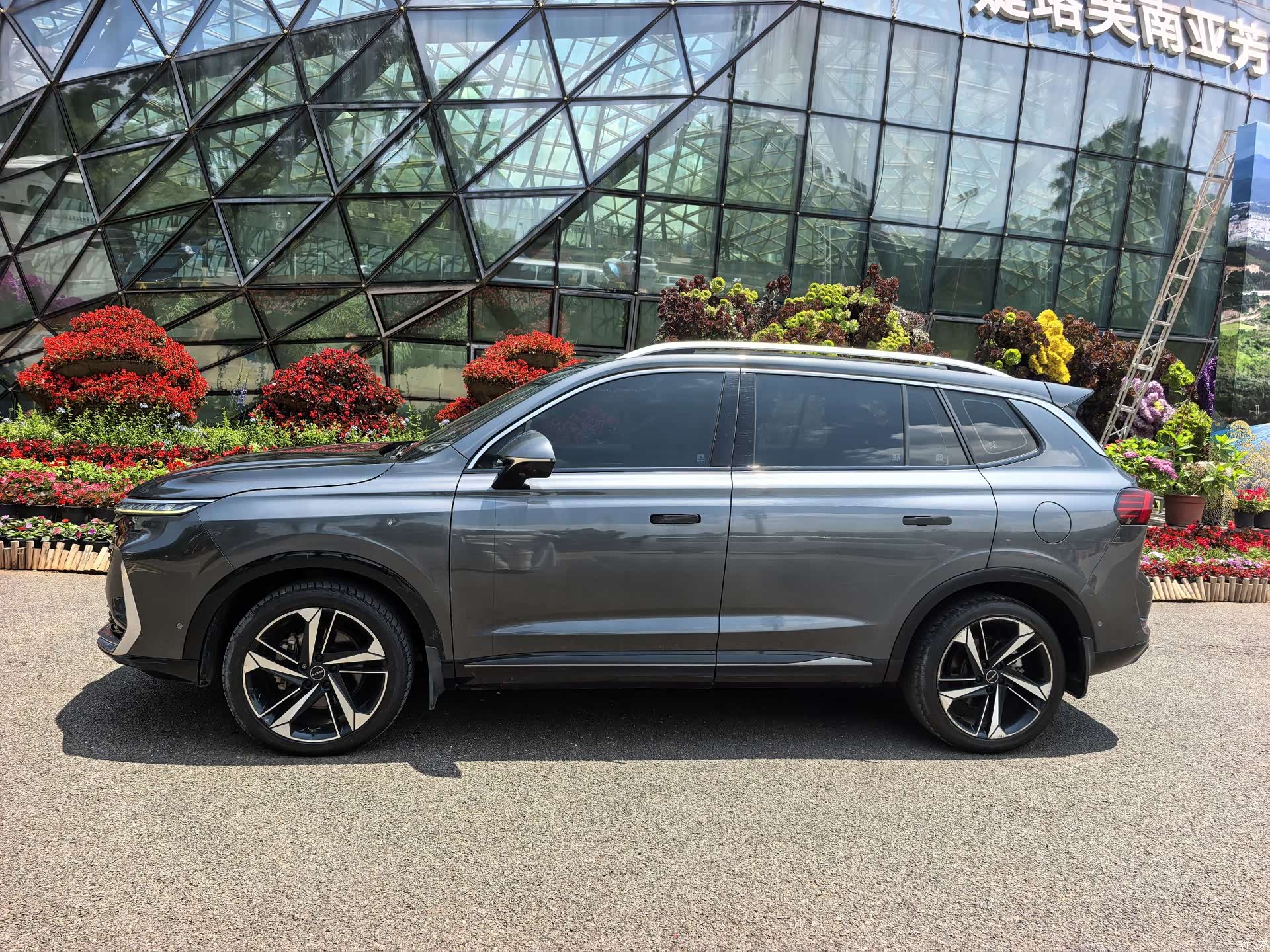 Roewe RX5, 2022 3