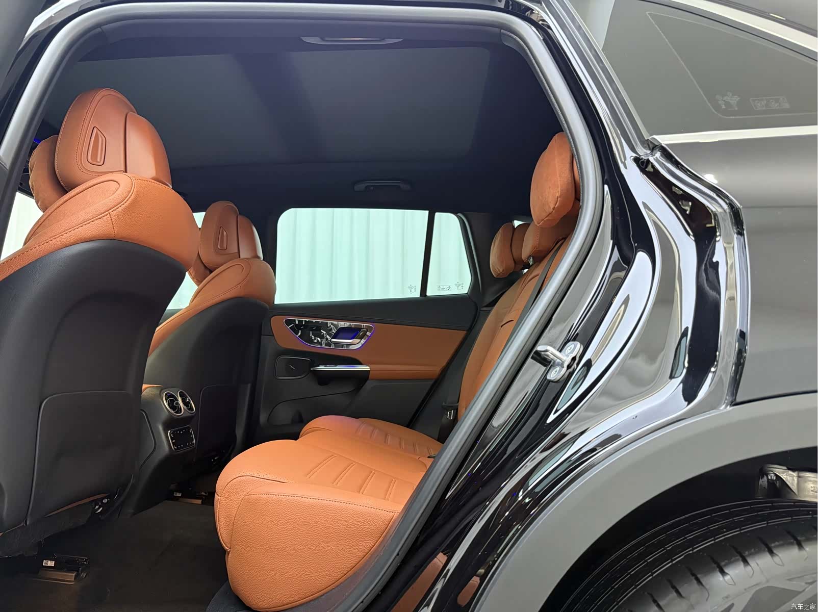 Mercedes-Benz GLC, 2025 все фото