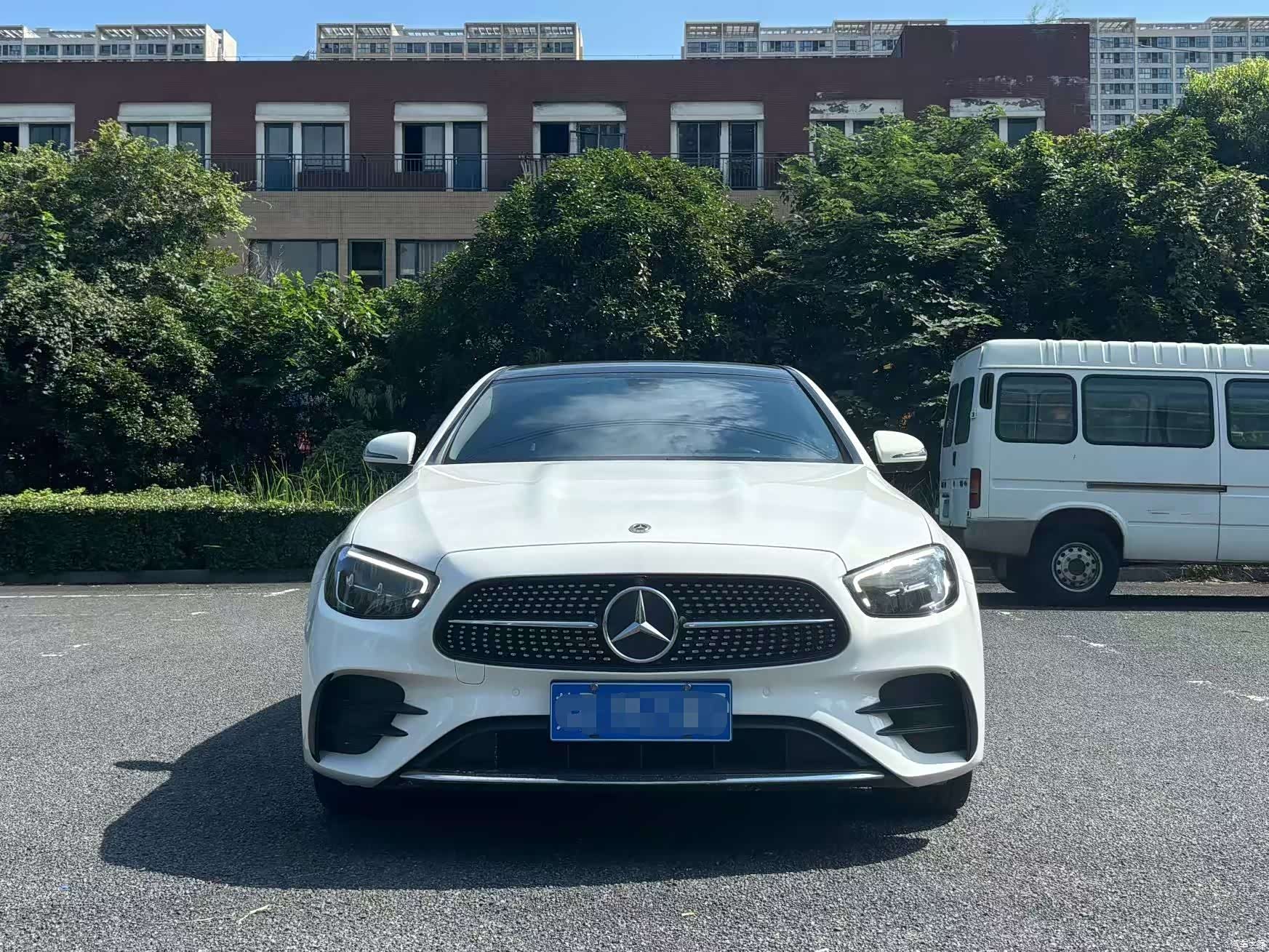 Mercedes-Benz E-Class, 2021 3