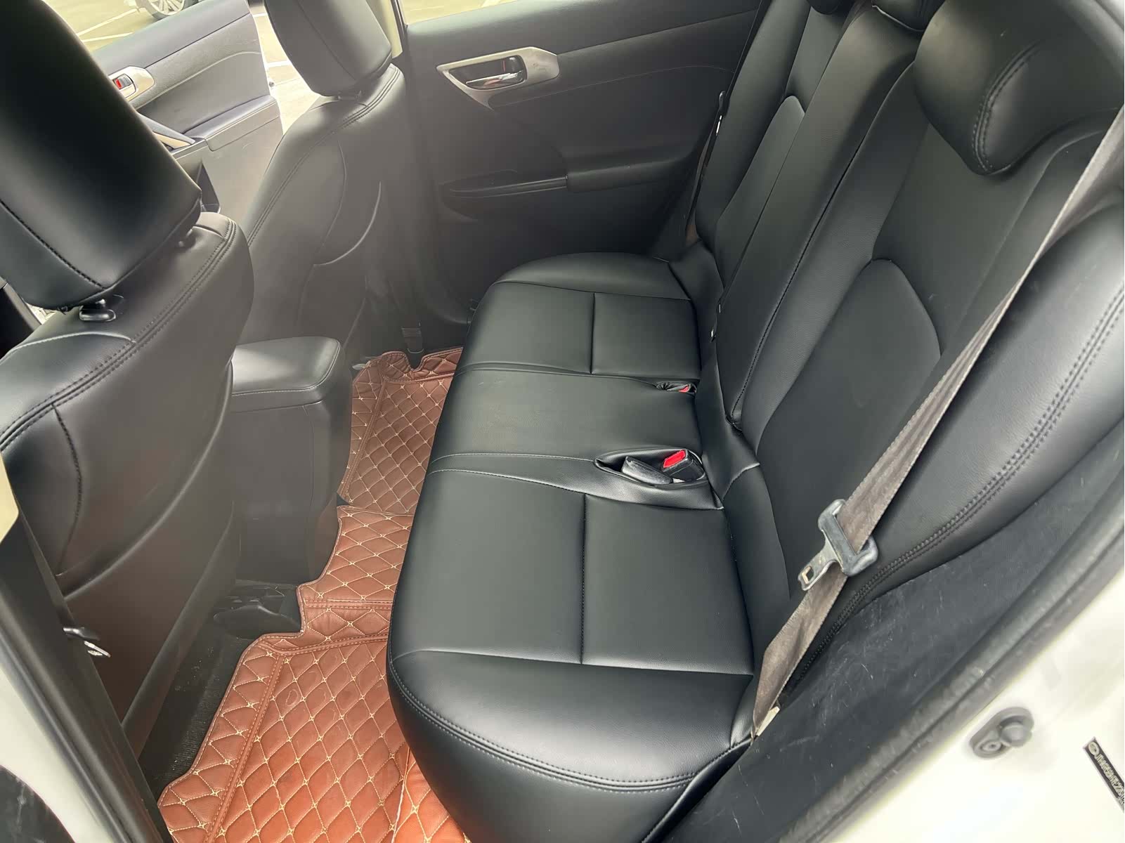 Lexus CT, 2014 13