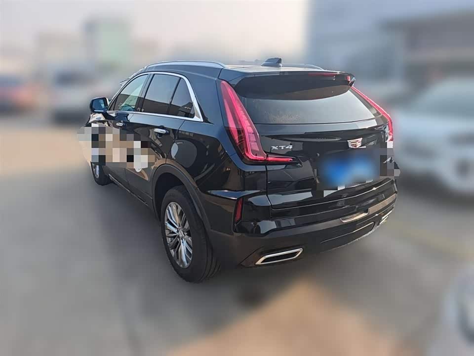 Cadillac XT4
