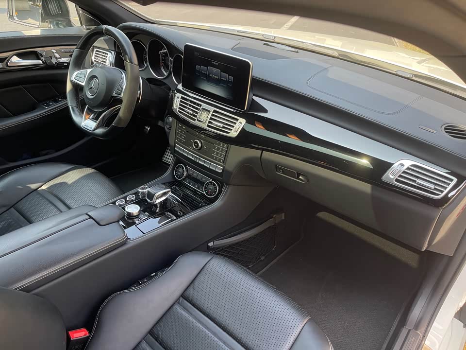 Mercedes-Benz CLS AMG