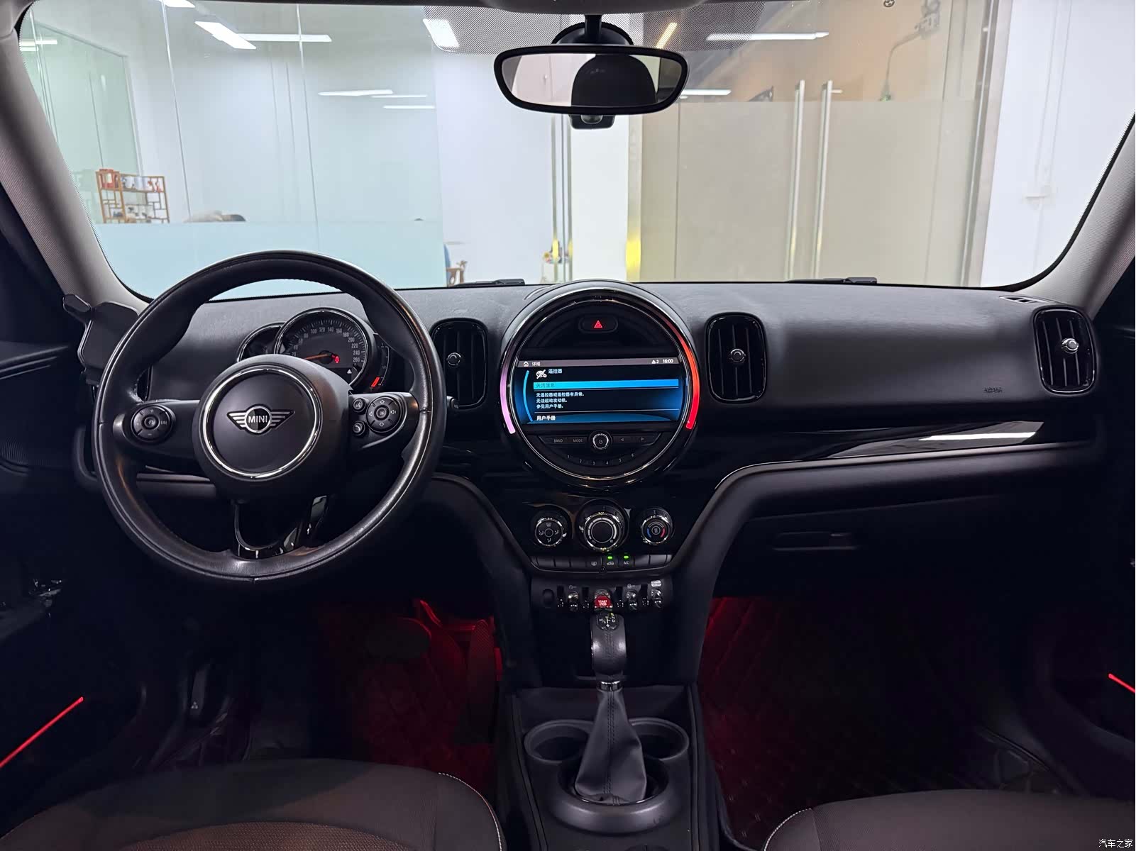 Mini Countryman, 2019 16