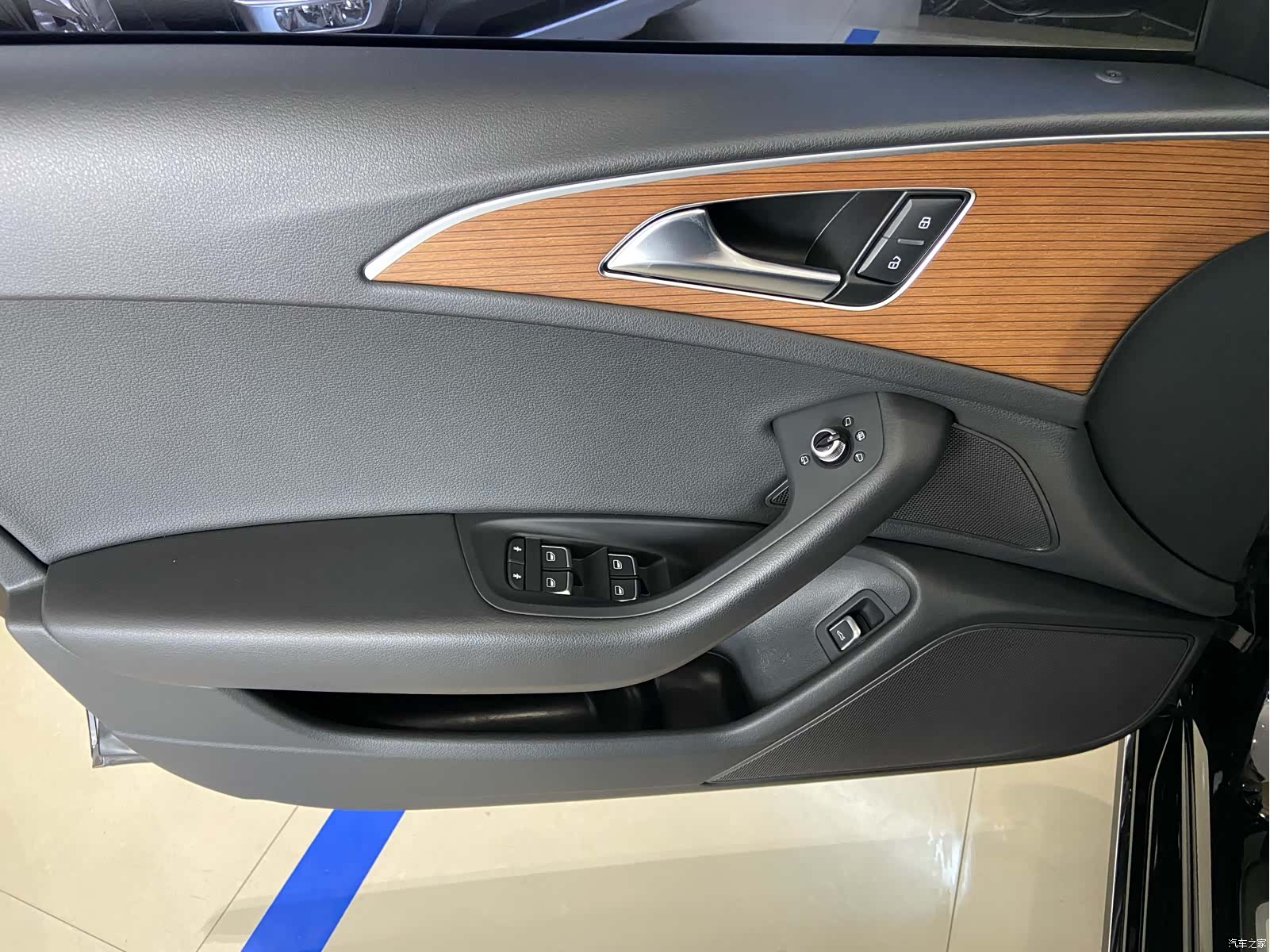 Audi A6L, 2019 13