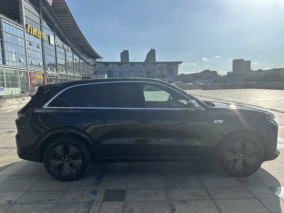 Li Auto Ideal L6