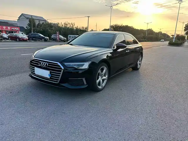 Audi A6L 2021 — купить из Китая под заказ