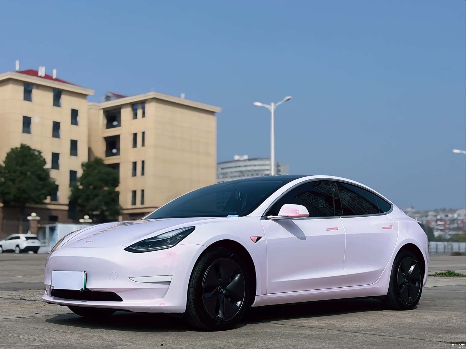 Tesla Model 3, 2020 1