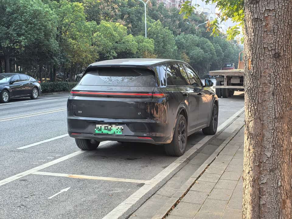 Li Auto Ideal L7
