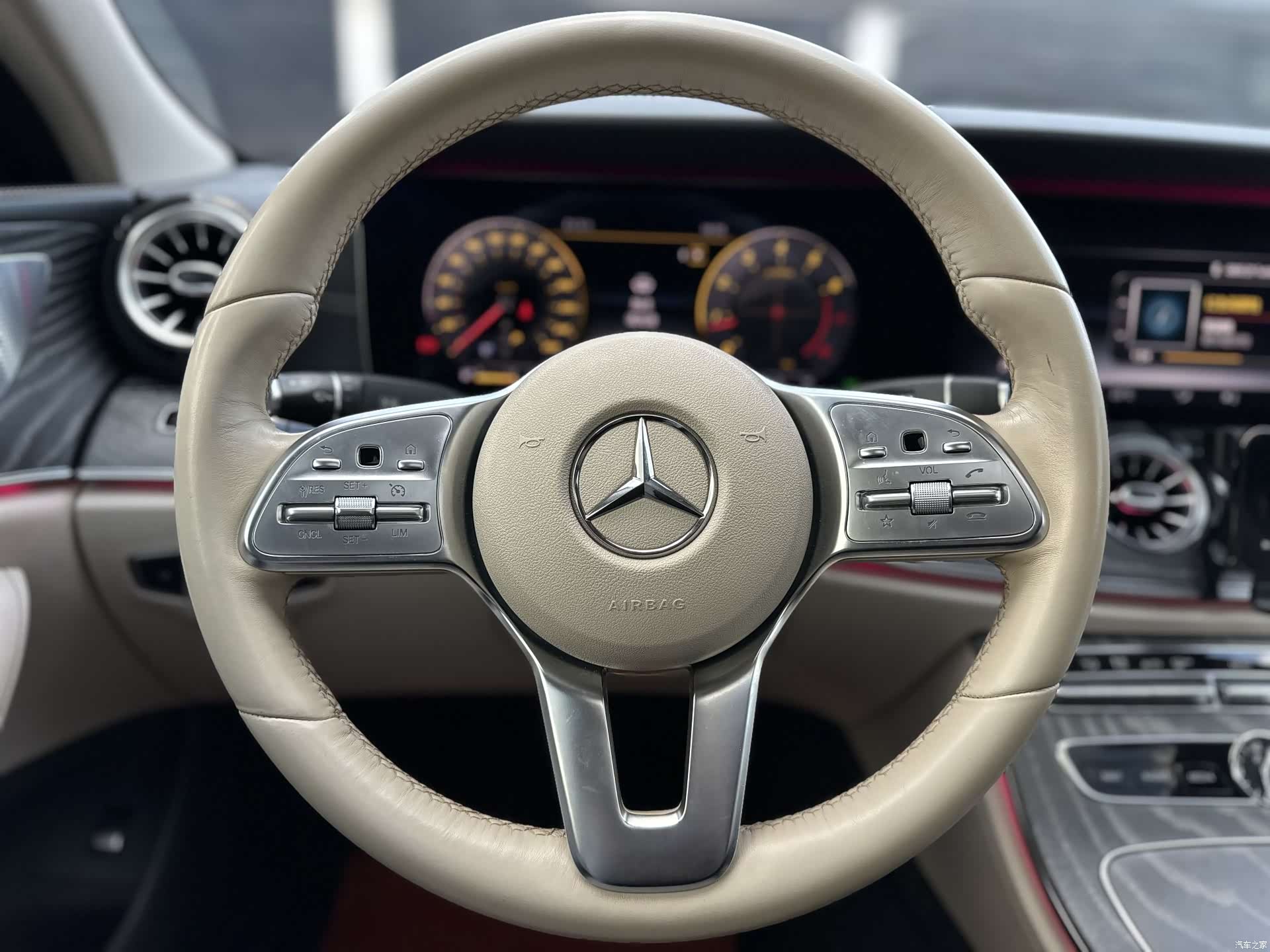 Mercedes-Benz CLS, 2019 9