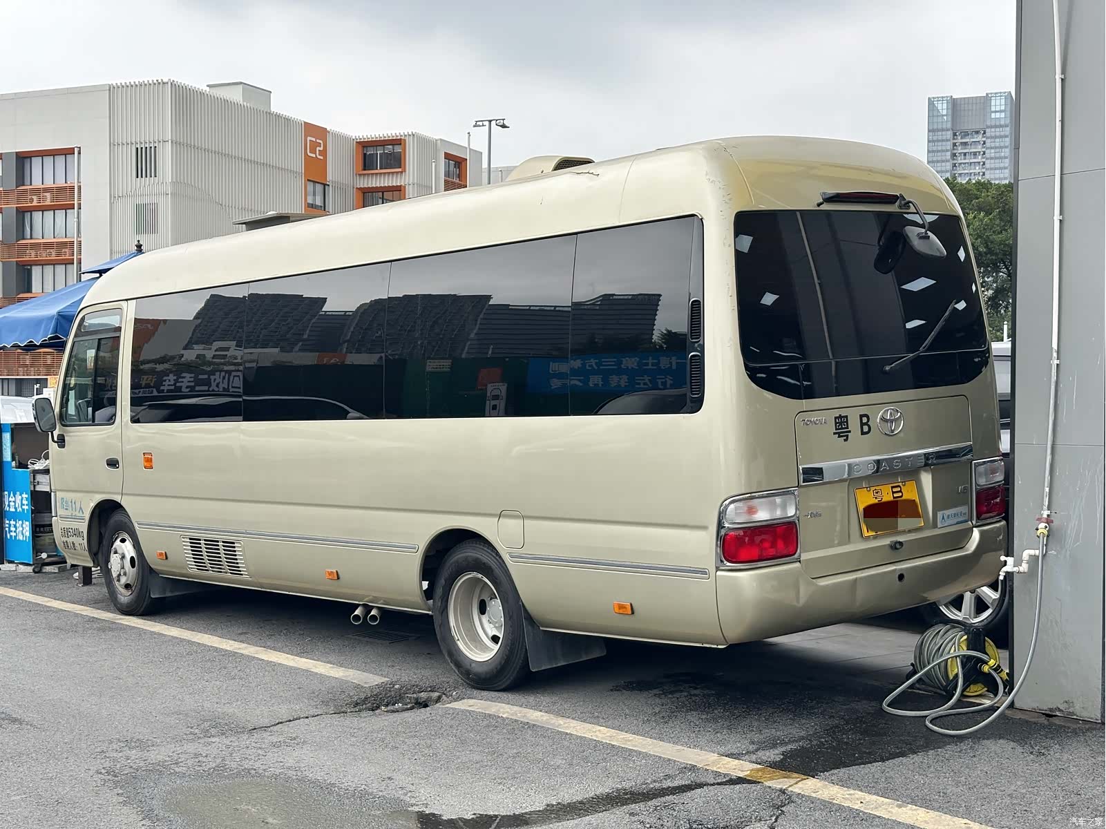 Toyota Coaster, 2017 2