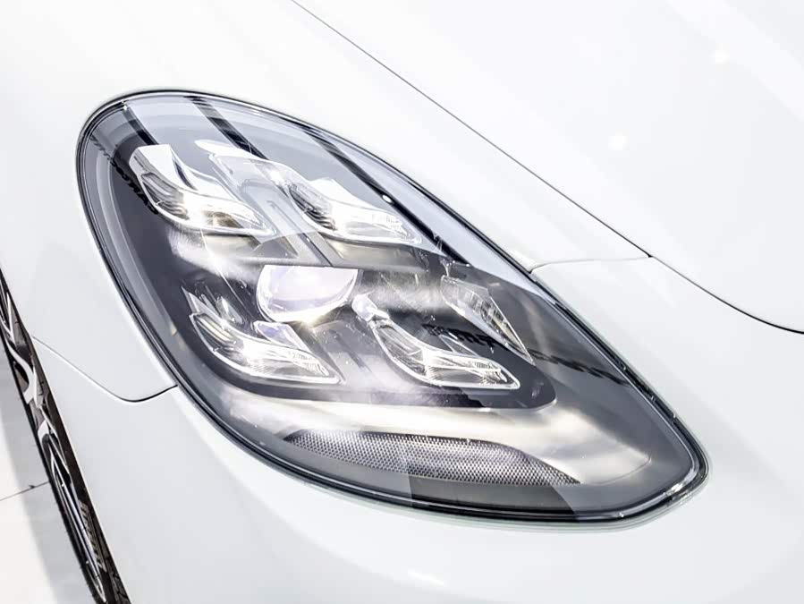 Porsche Panamera 2023, фото 37