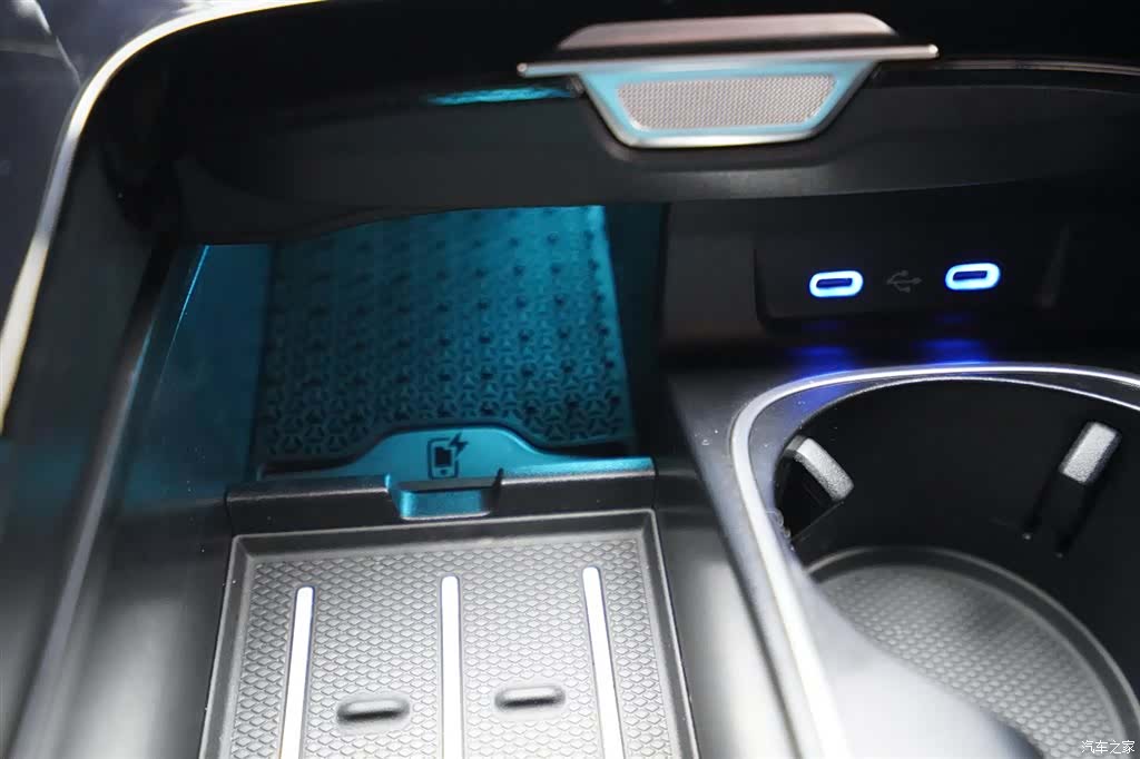 Mercedes-Benz S-Class, 2023 9