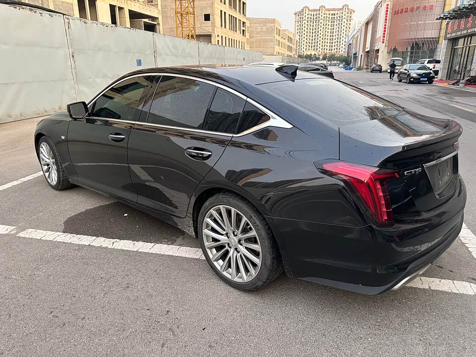 Cadillac CT5