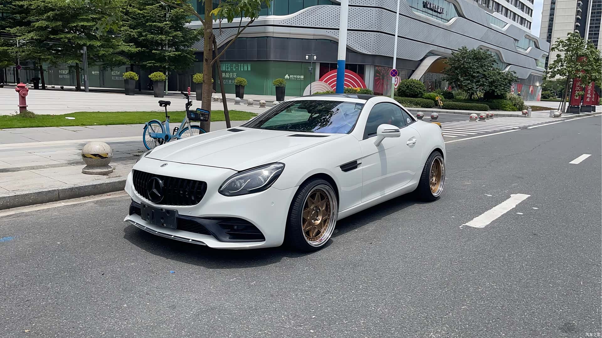 Mercedes-Benz SLC, 2018 1
