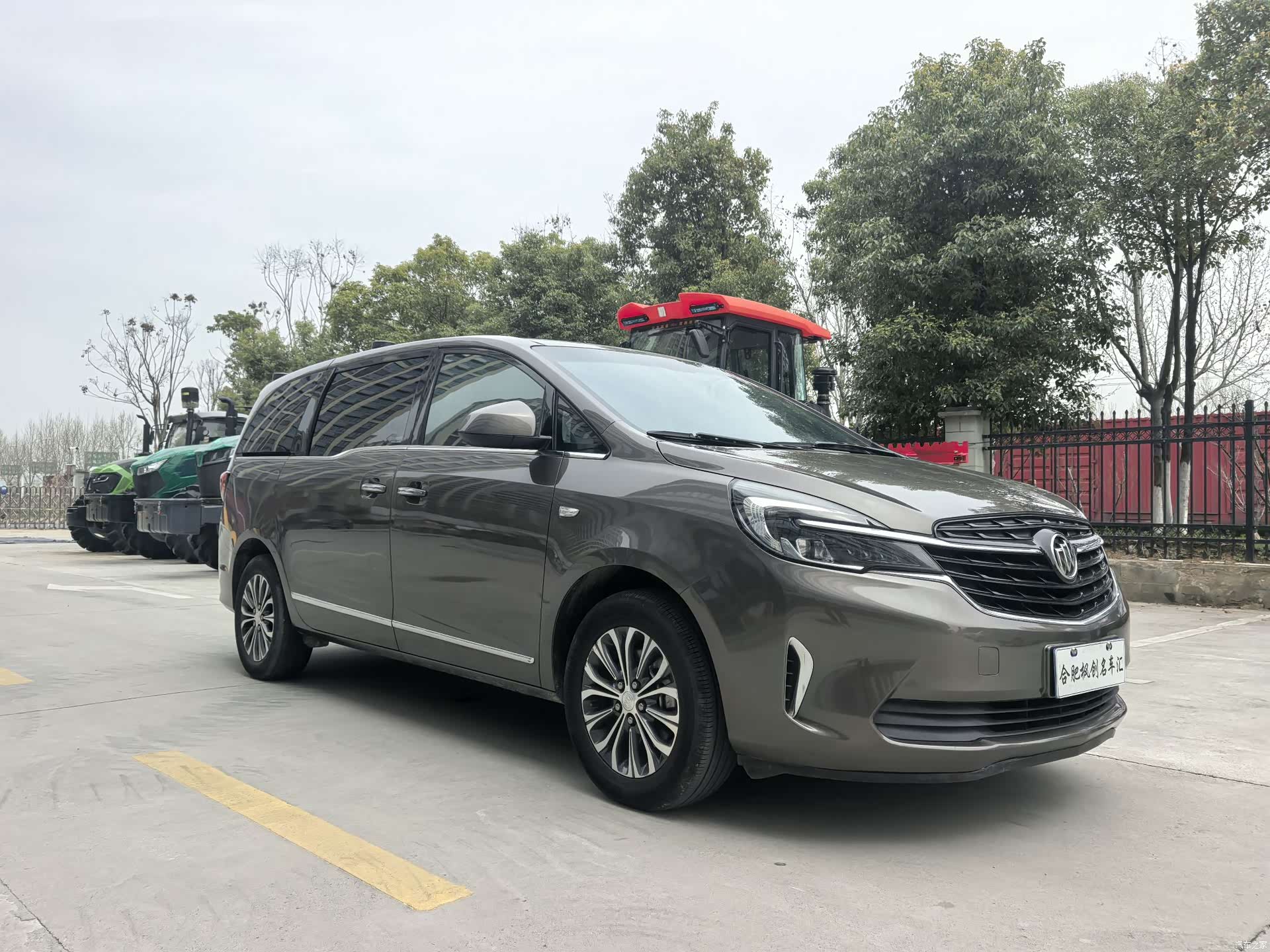 Buick GL8, 2020 3