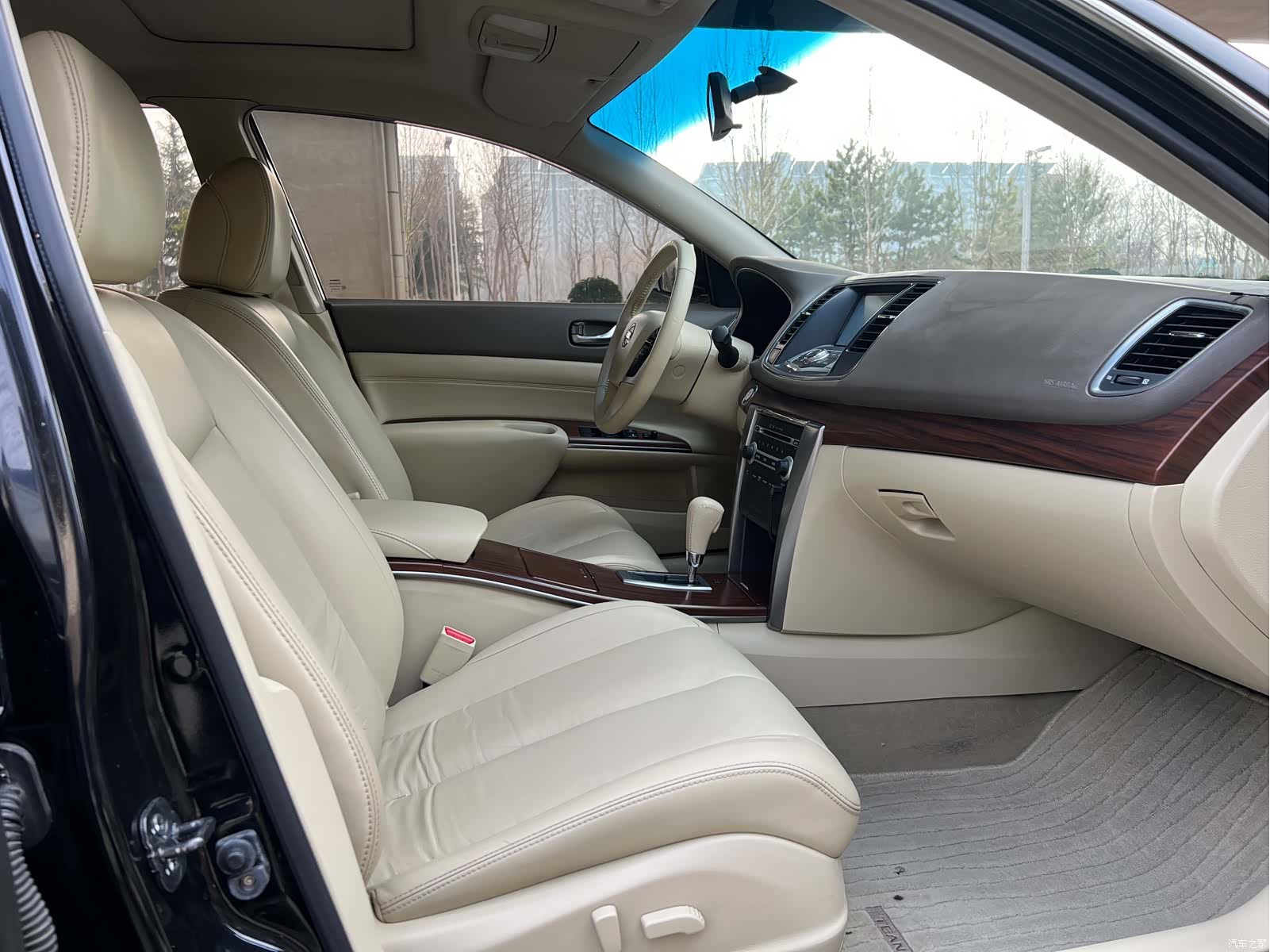 Nissan Teana, 2010 11