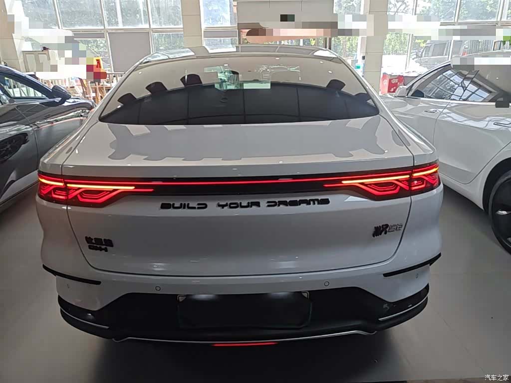 BYD Han, 2023 4