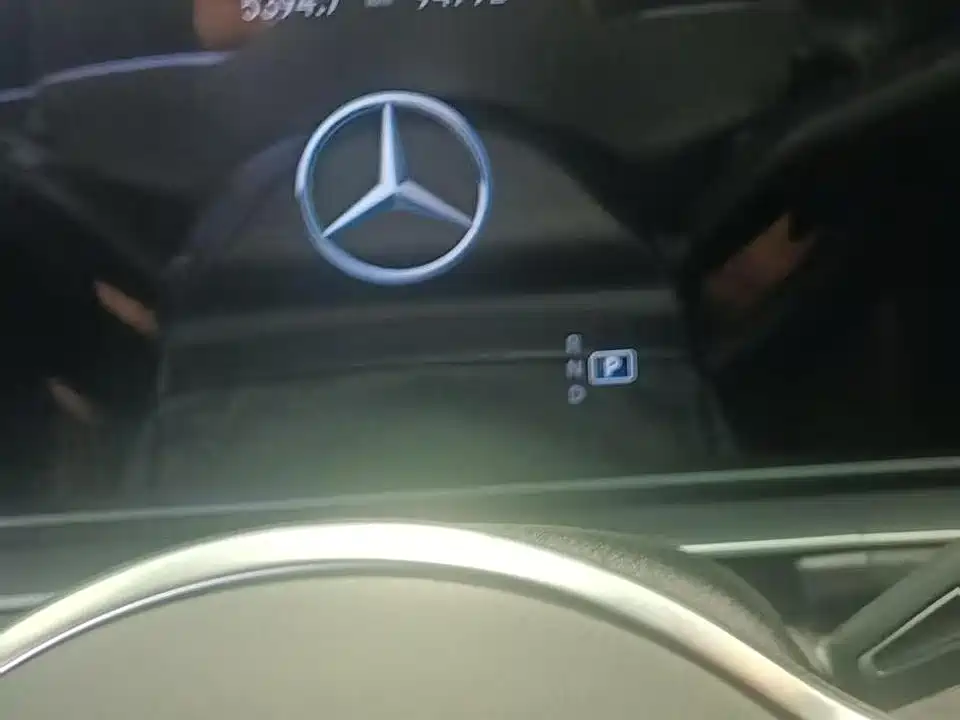 Mercedes-Benz GLS Mercedes-Benz GLS