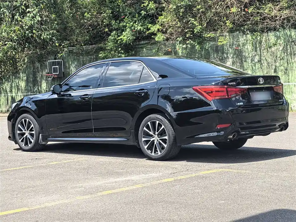 Toyota crown Toyota crown