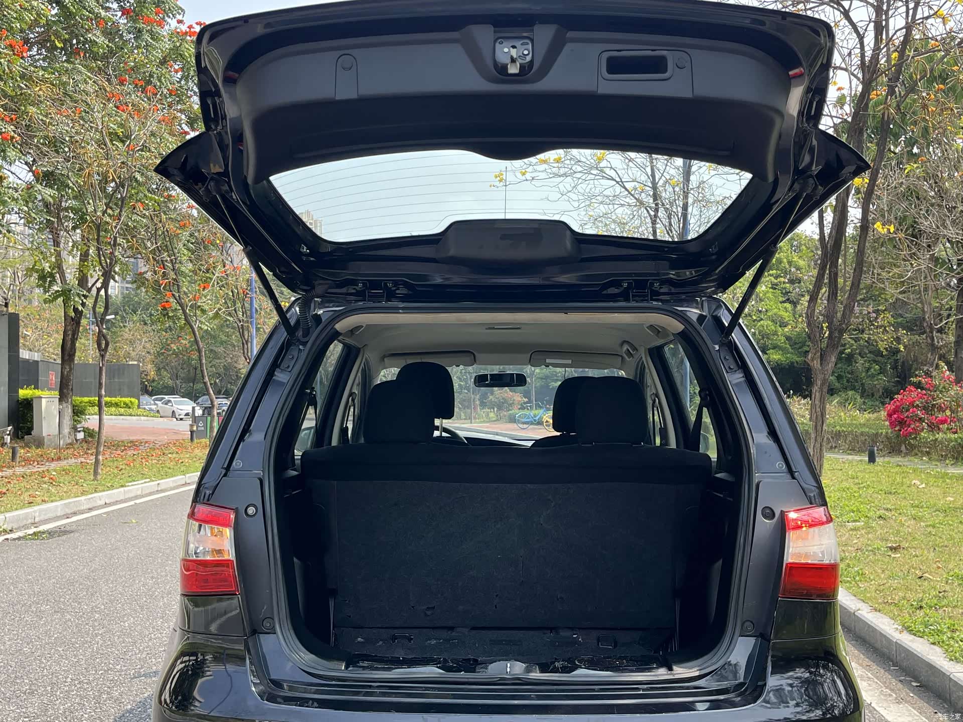 Nissan 1.6XE, 2013 10