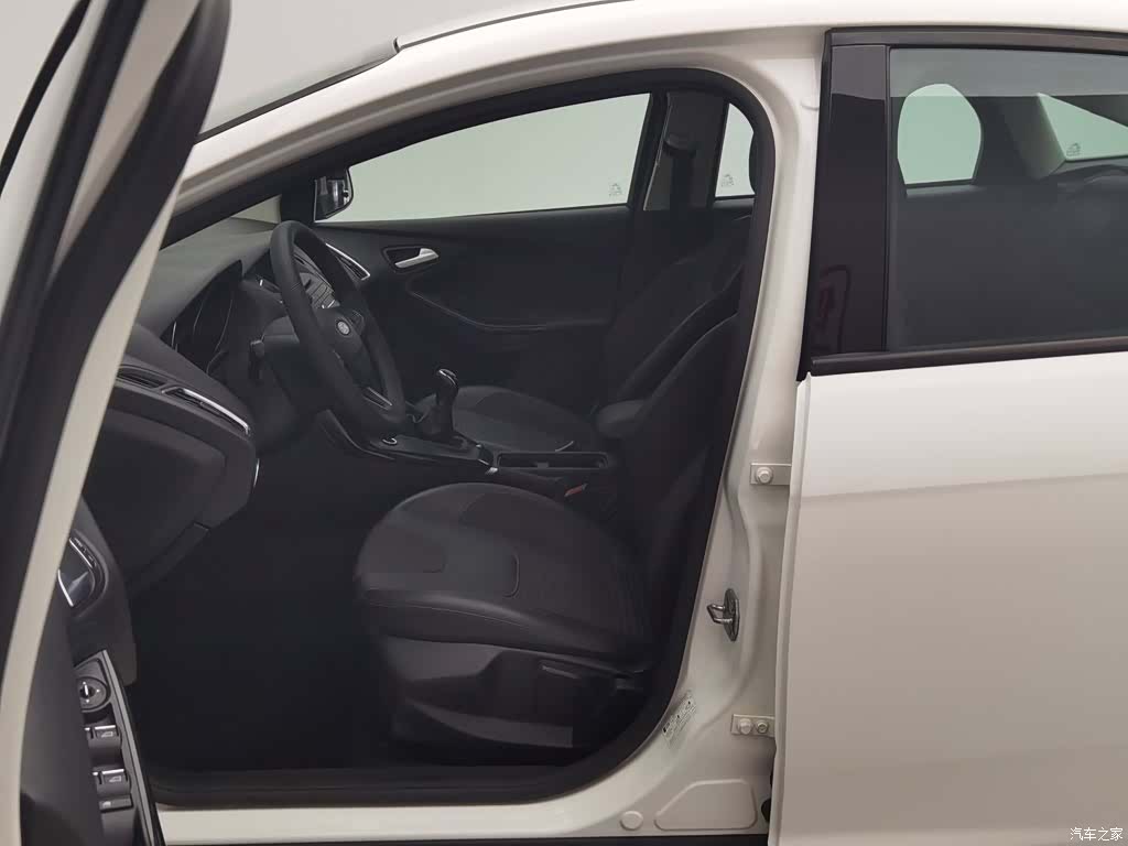 Ford Focus, 2016 10