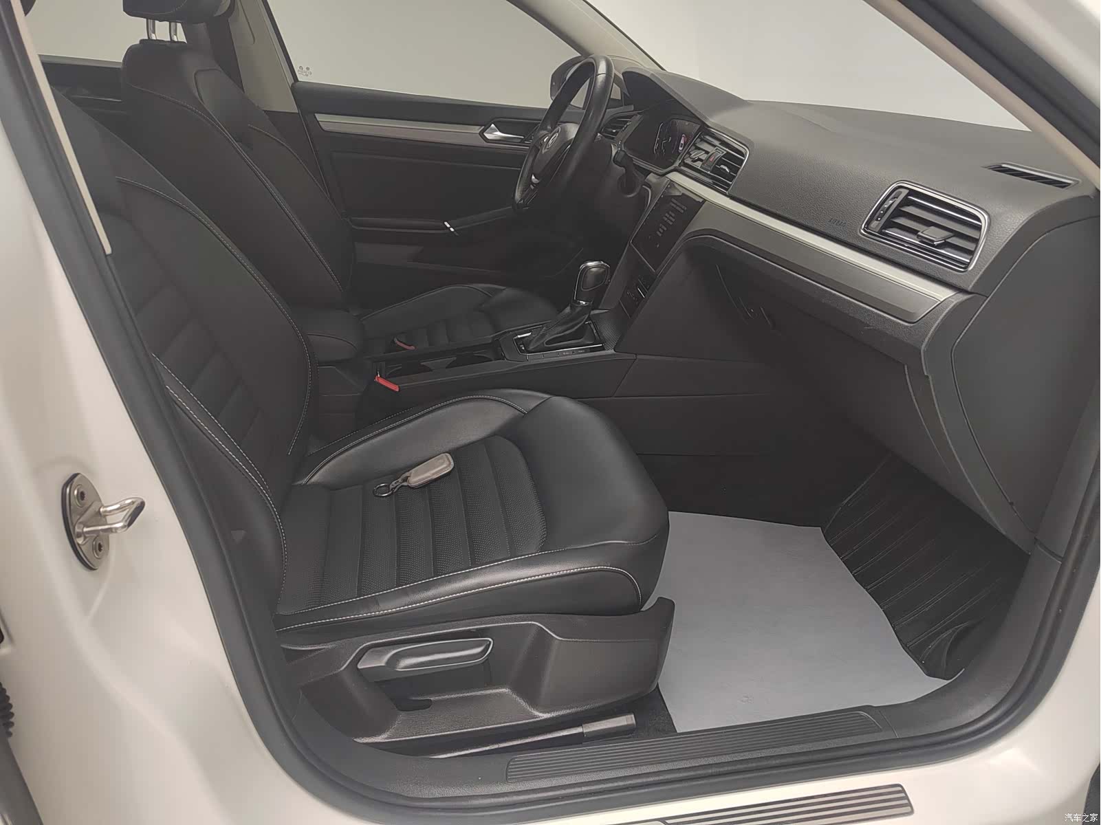 Volkswagen Lamando, 2021 12
