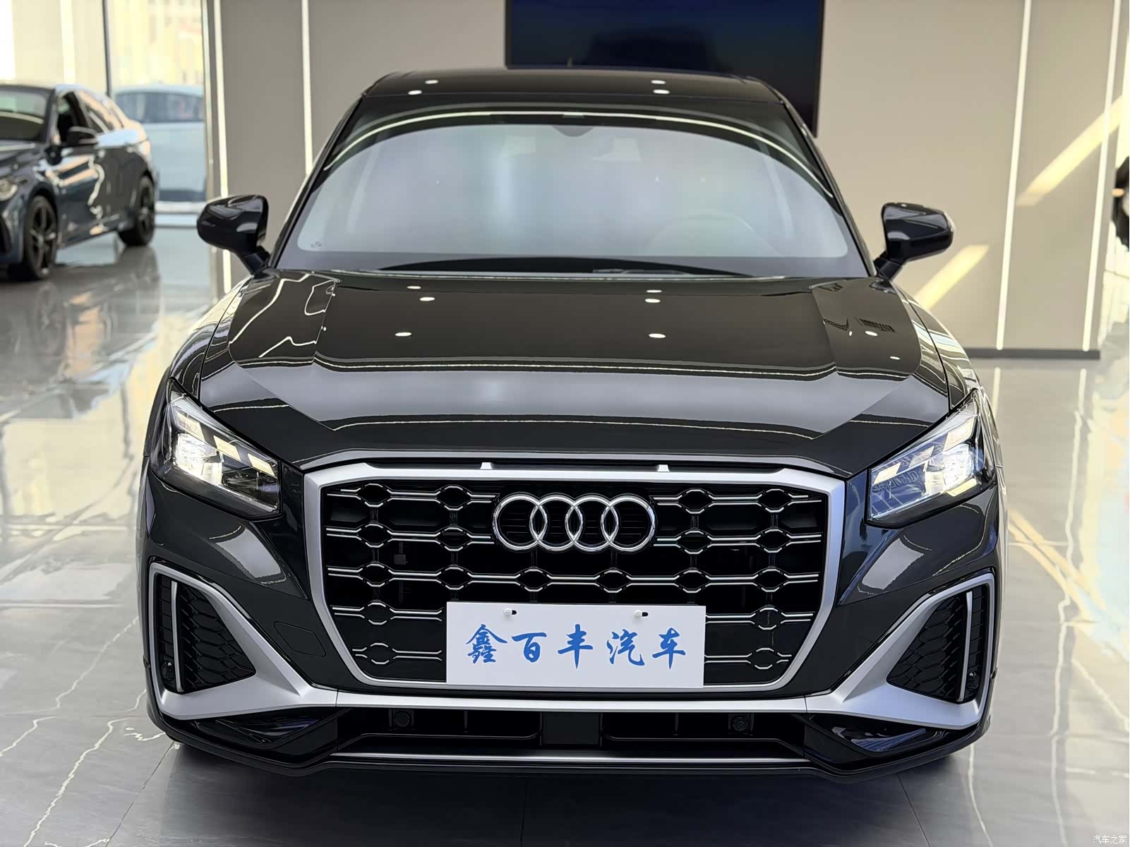 Audi Q2L, 2022 2