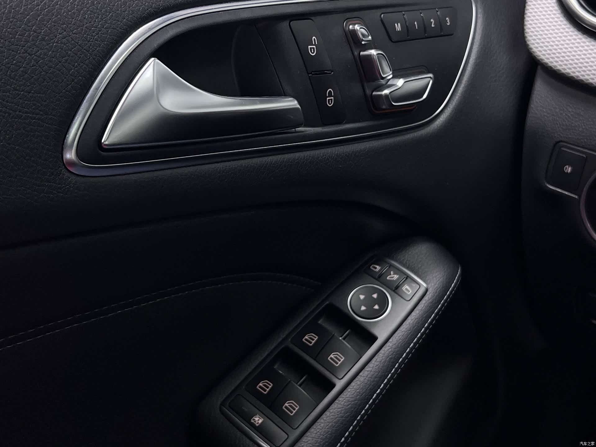 Mercedes-Benz B-Class, 2018 33