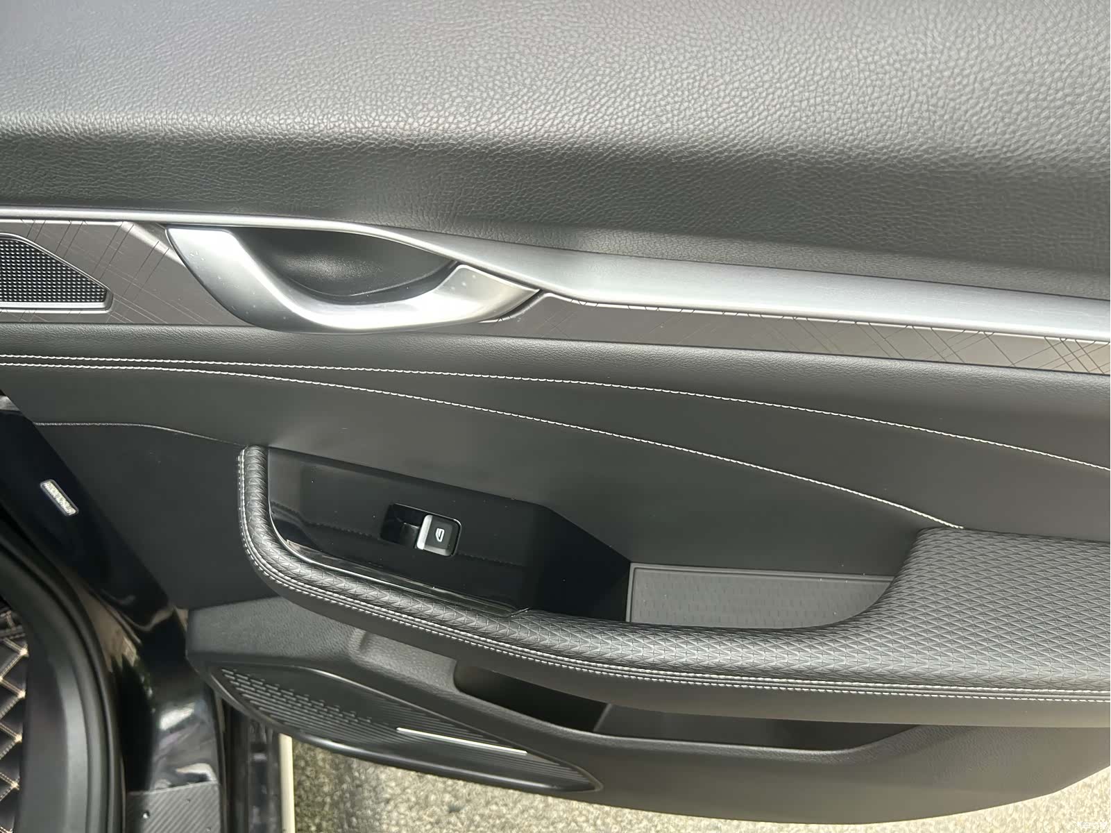 Geely Preface, 2020 12