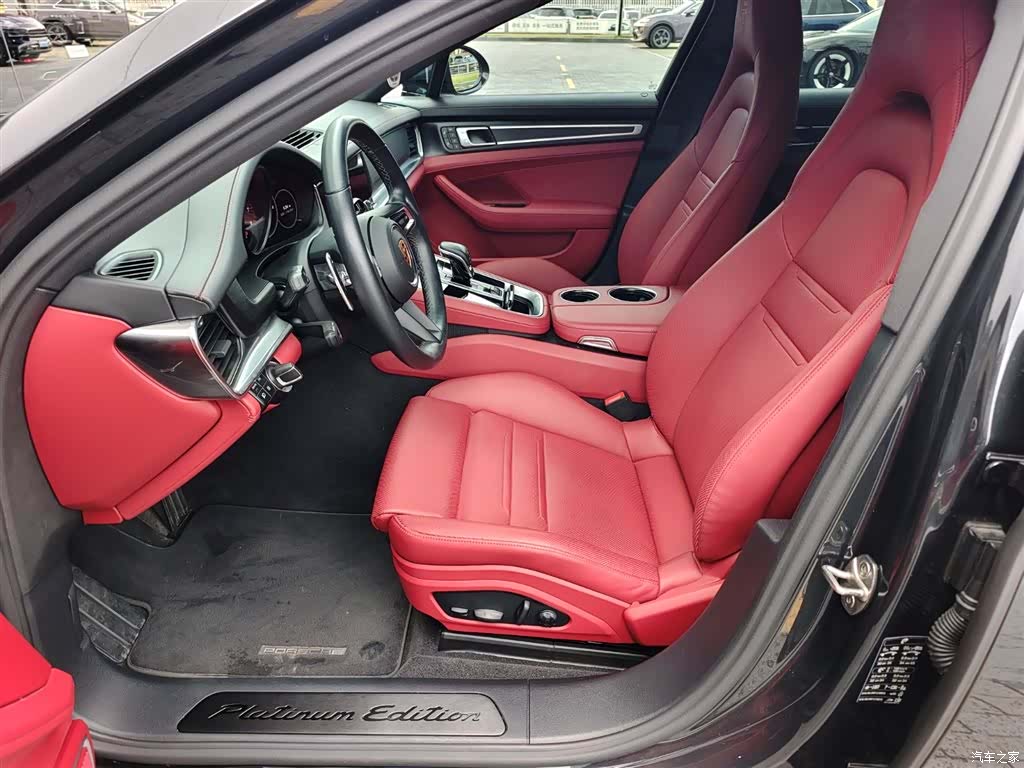 Porsche Panamera, 2023 4