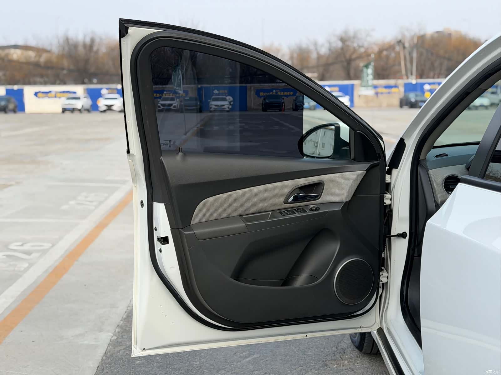 Chevrolet SE, 2013 15